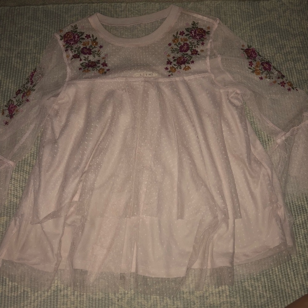 Embellished sheer quarter length blouse